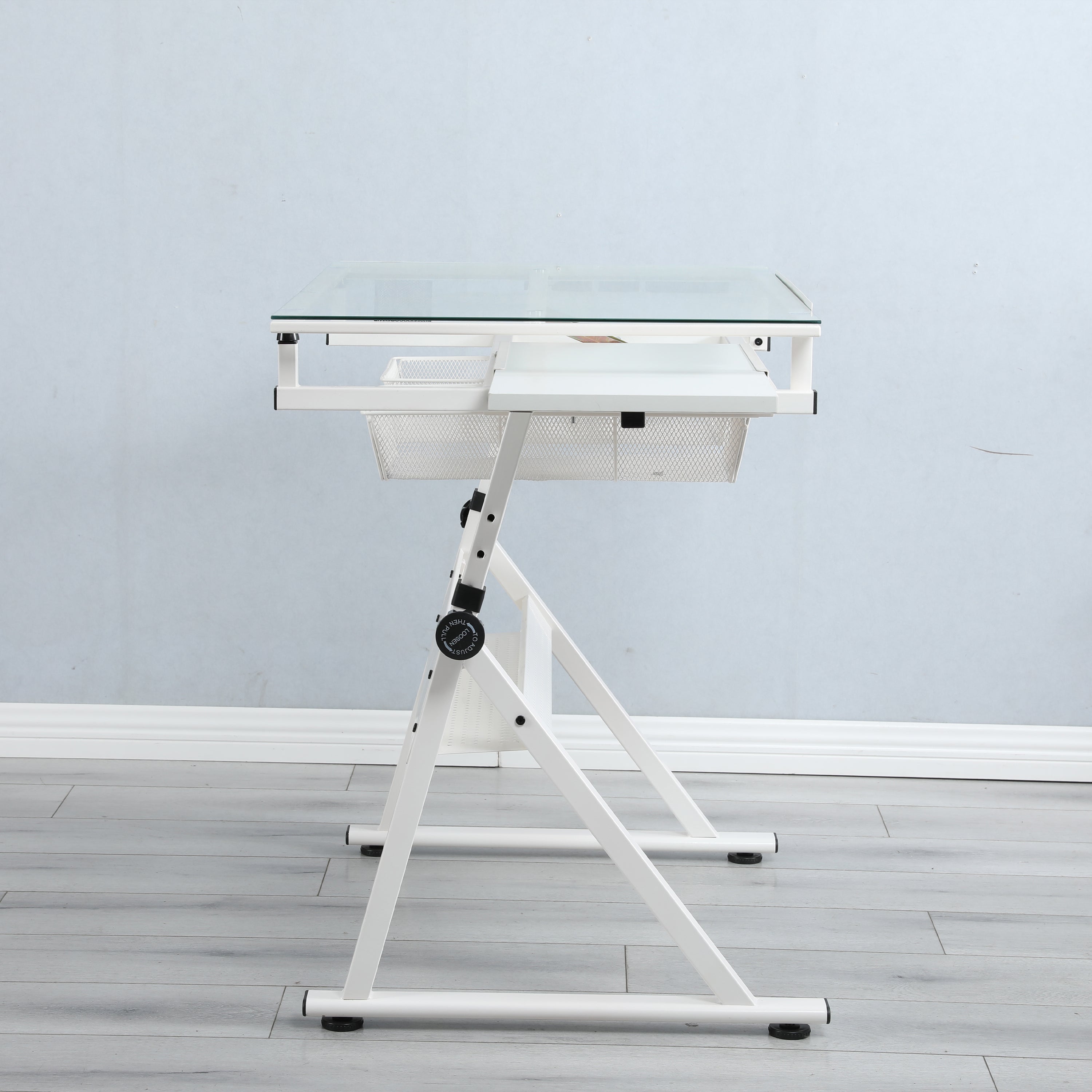 Steel frame and adjustable anti-vibration feet detail