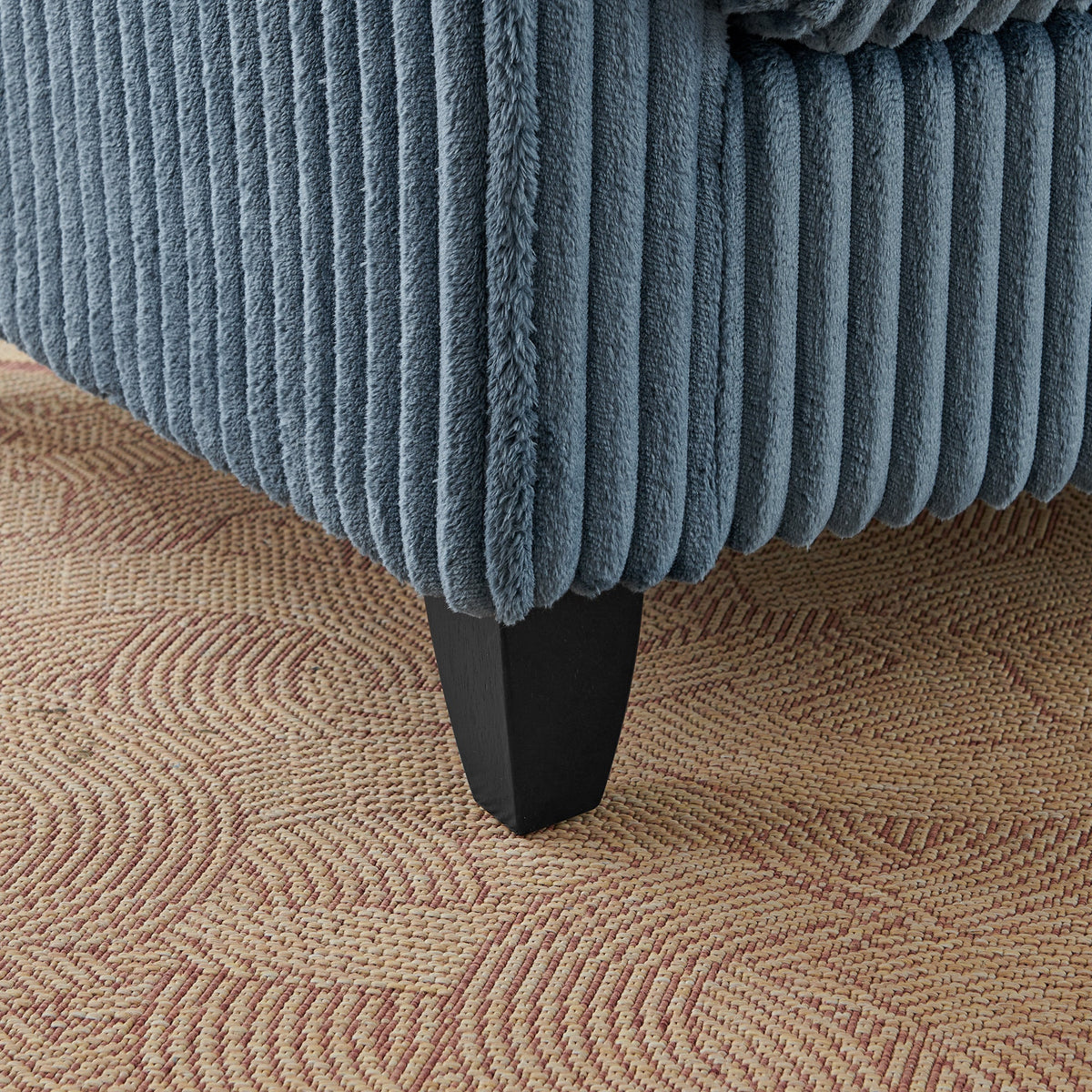 Lazy sofa chair, comfortable single-person sofa chair, with a backrest and soft seat cushion, having armrests on both sides, suitable for living room and bedroom - Brown