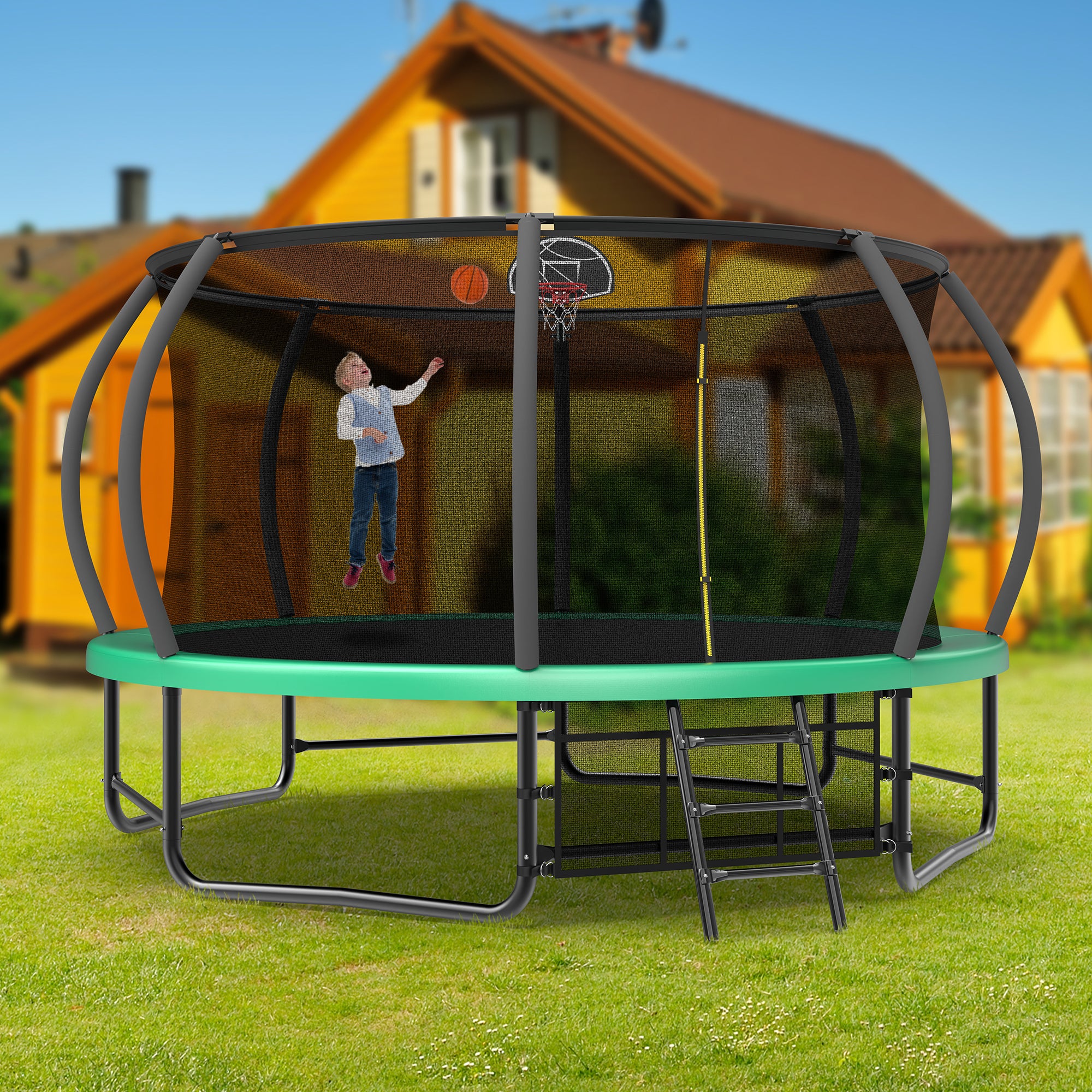 Outdoor backyard trampoline 360 degree safety net close-up