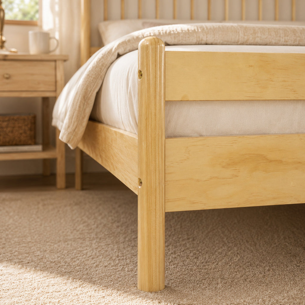 Traditional Style Queen Size Bed with Headboard and Footboard, Pinewood Bed with Strengthened Bed Frame ,Walnut