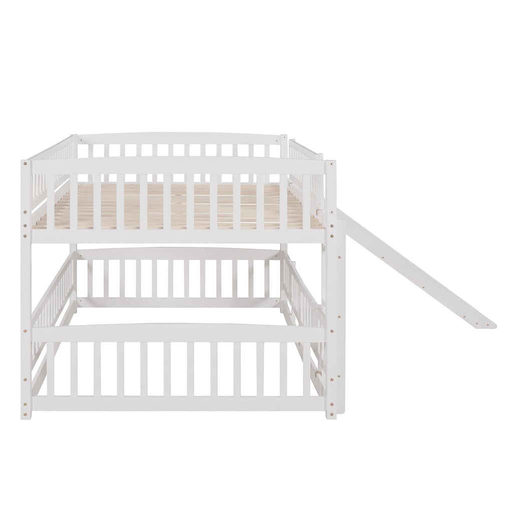Detachable safety fence around lower bunk play space