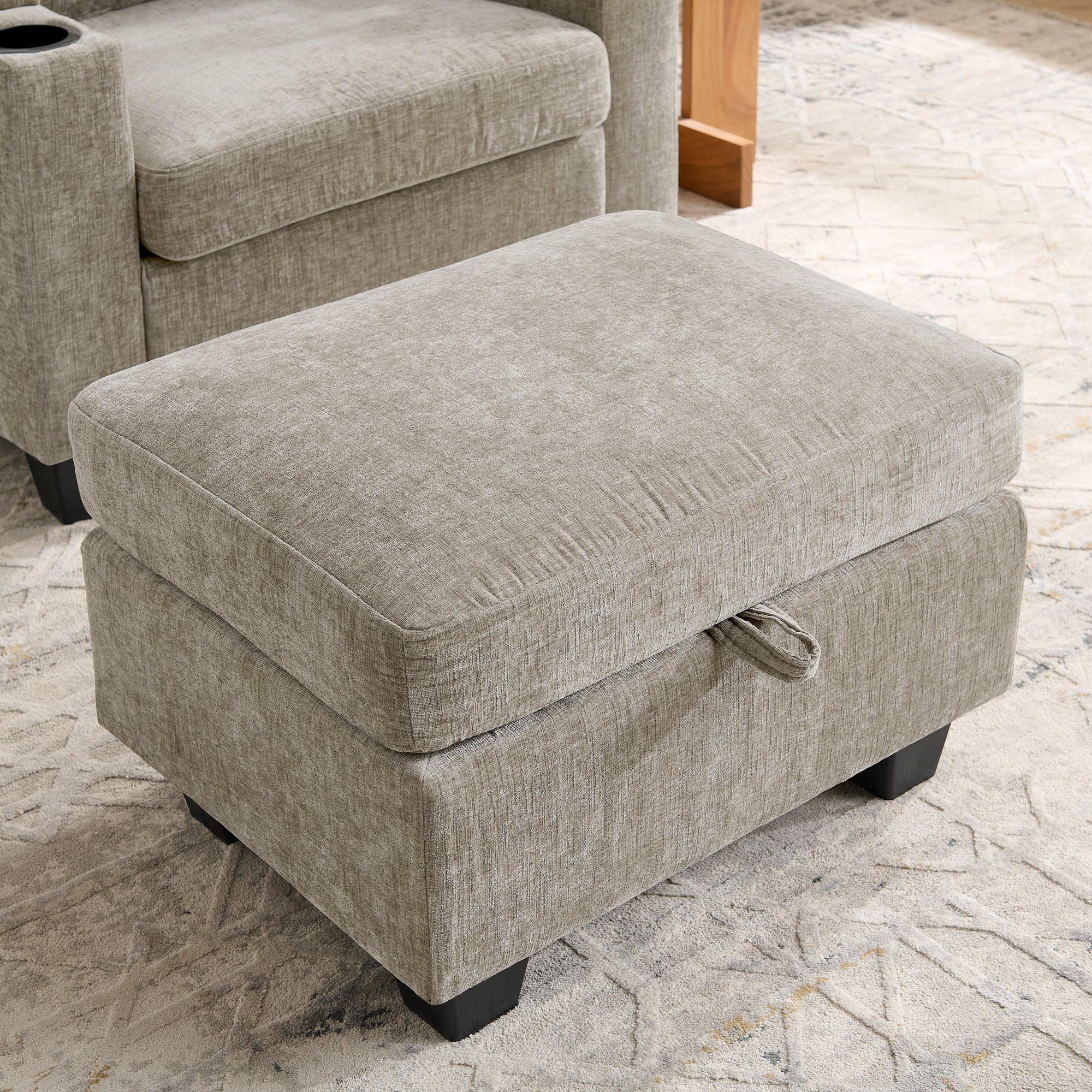 Side storage pocket and phone stand on recliner chair