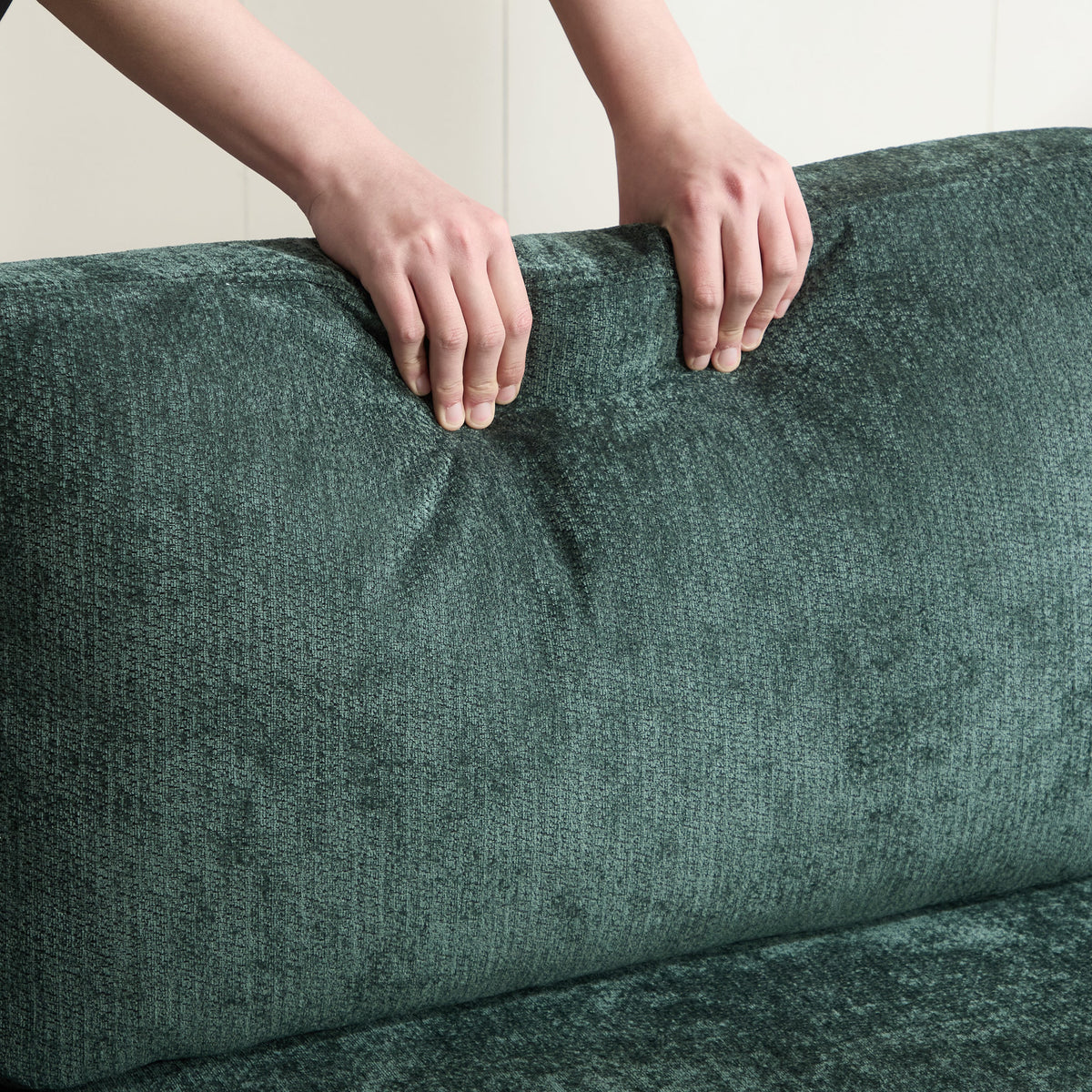 Modern Storage Sofa with Dual USB, 2 Side Pockets,Ottoman Storage Bench Cloud Sectional Chenille Sofa Oversized,4-Seat, L-Shaped Couch,Black