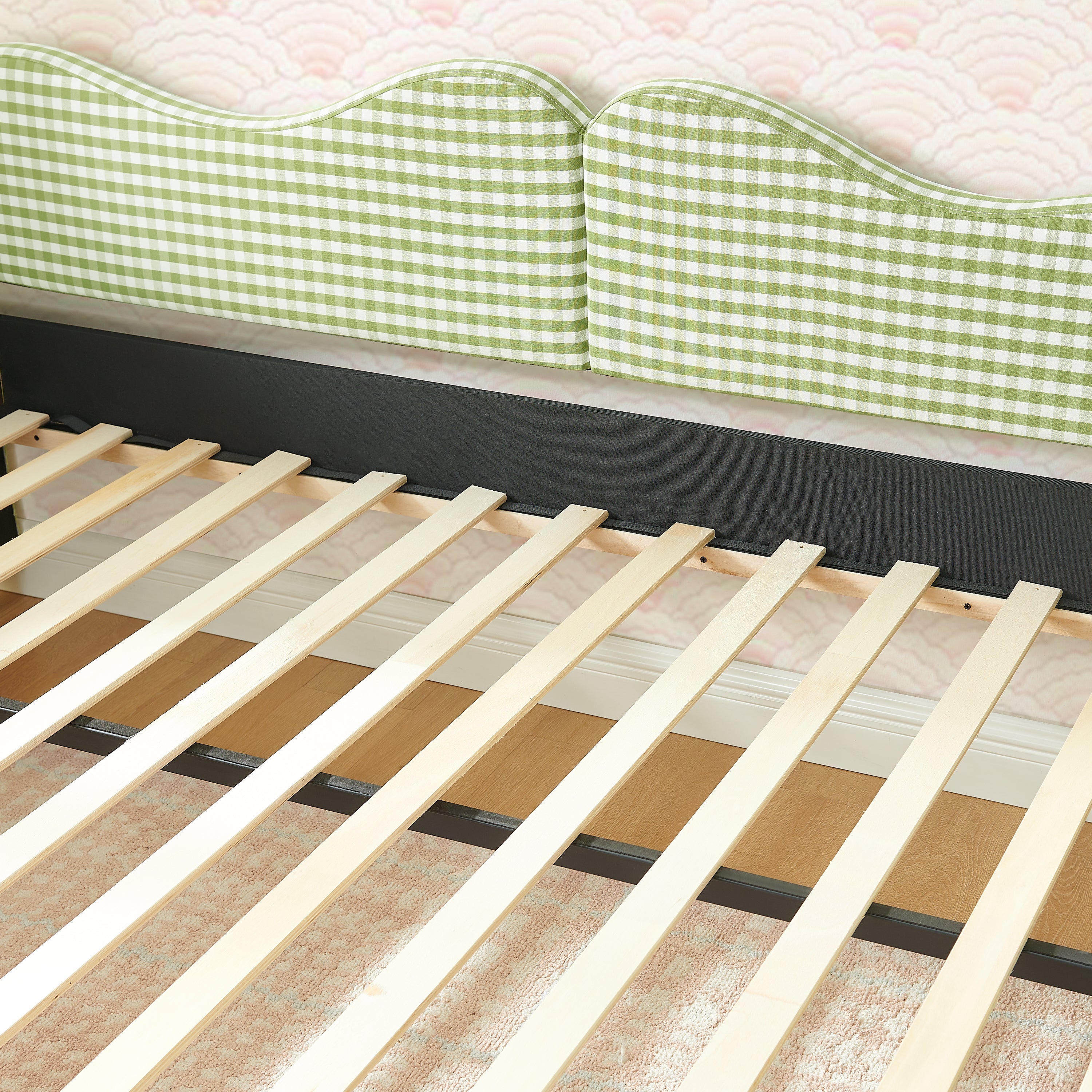 Full‑Size Daybed,Gingham Upholstered Daybed Equipped with Pull-Out Trundle Bed Frame & Side Storage Pocket, Solid Wood Frame Multi-Functional Sofa Bed for Kids Room & Guest Bedroom-PINK